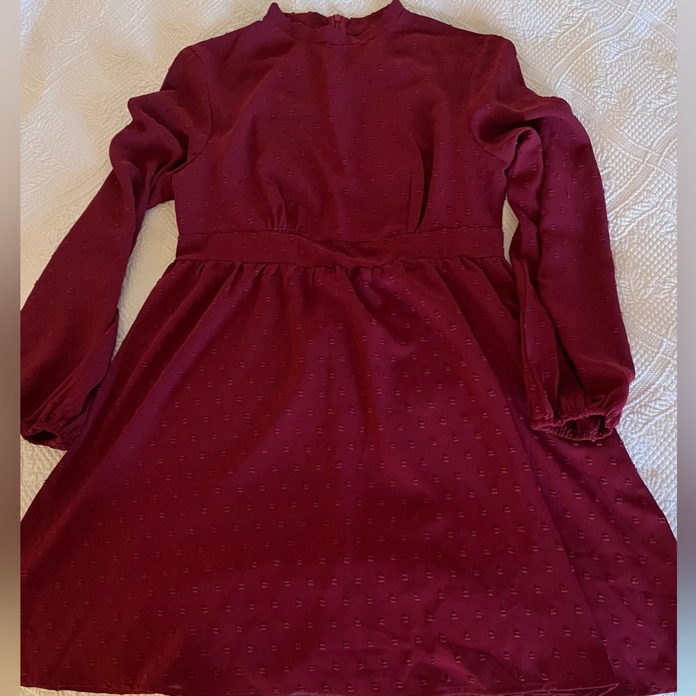 SHEIN BURGUNDY SWISS DOT, LONG FLOUNCE SLEEVED DRESS. Size Large (8/10). NWOT🥰
